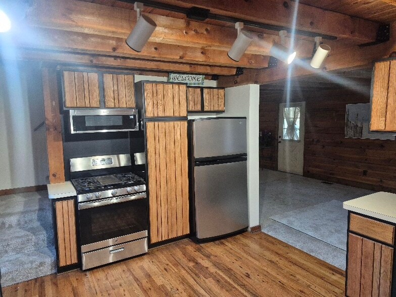 Building Photo - 3550 Holderness Ln