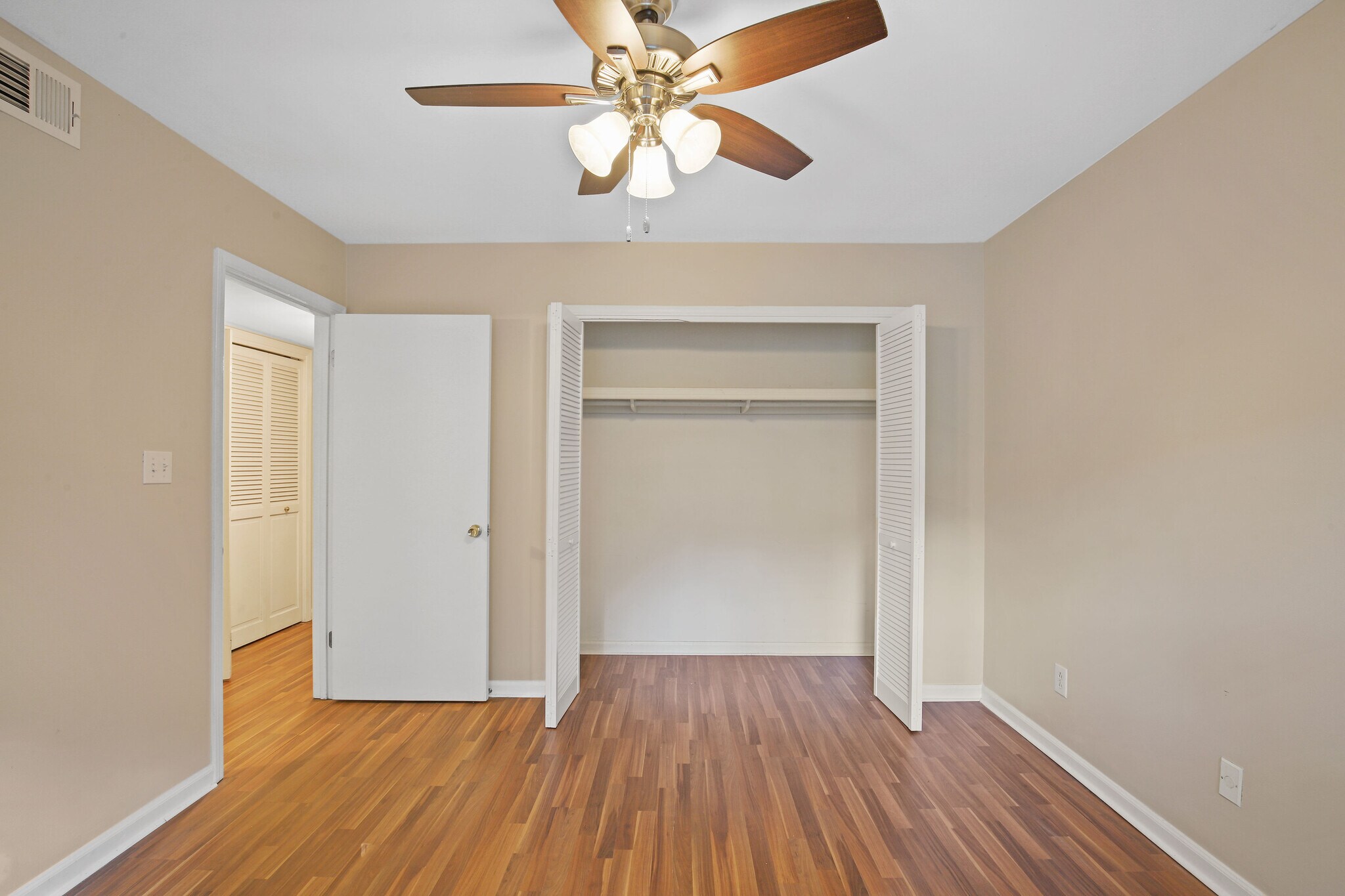 Building Photo - 93 La Rue Pl NW