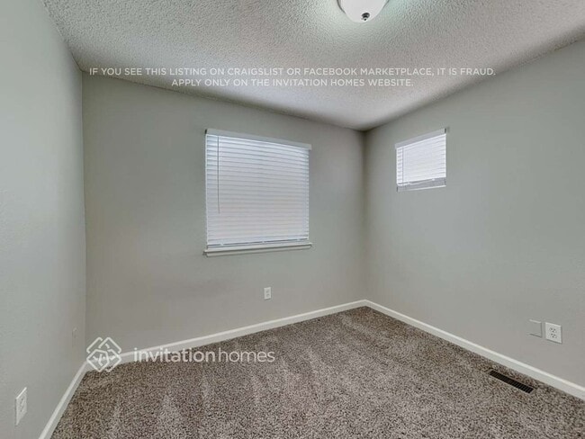 Building Photo - 5203 Weaver Dr