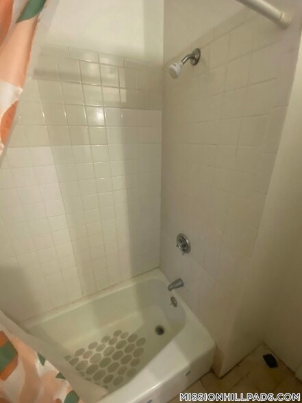 Building Photo - 715 Parker St