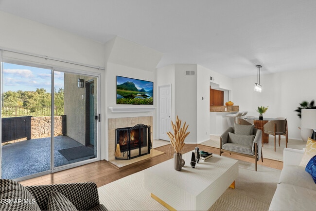 Building Photo - 5580 Spanish Oak Ln