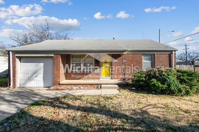 Primary Photo - Move-In ready 2 bed/ 1bath + 1 car garage