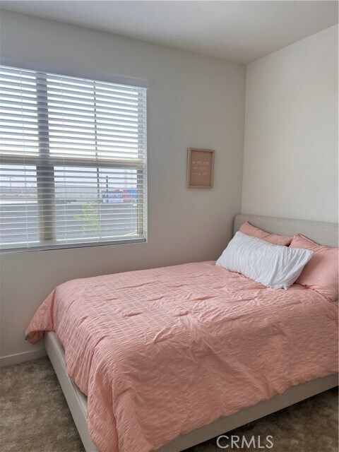 Building Photo - 16032 Sunny Ct