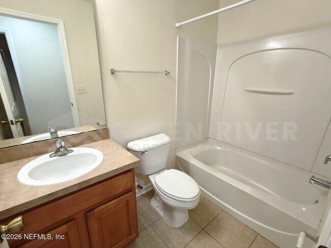 Building Photo - 1500 Calming Water Dr