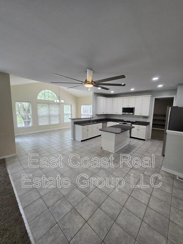 Building Photo - 5131 Charlington Ct