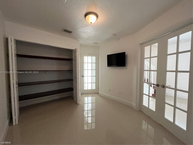 Building Photo - 3 br, 3 bath House - 4941 Tradewinds Ter #...