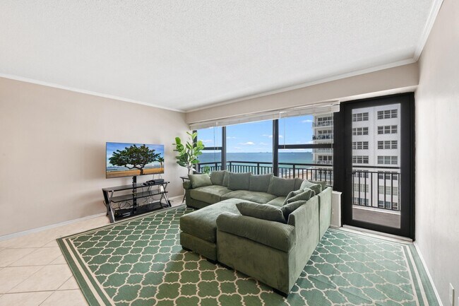 Building Photo - 3800 Galt Ocean Dr