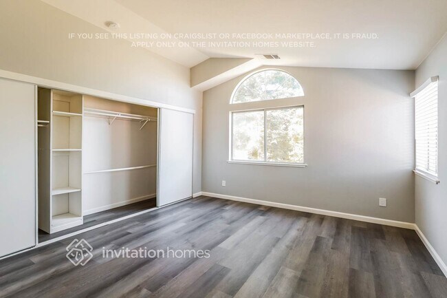 Building Photo - 4520 Pampas Cir