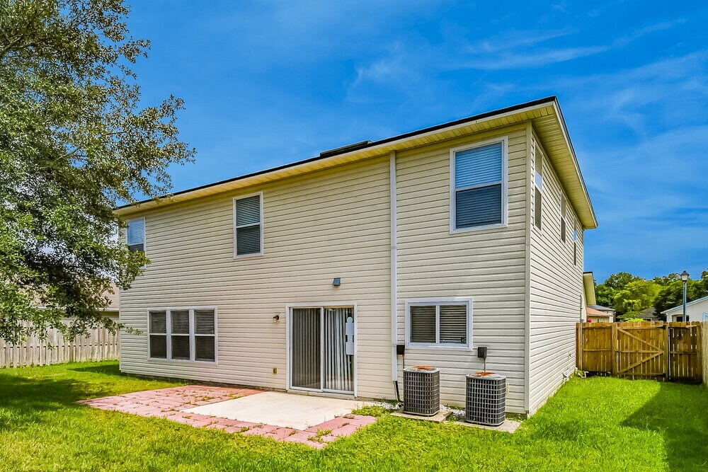 Building Photo - 1151 Autumn Point Ct