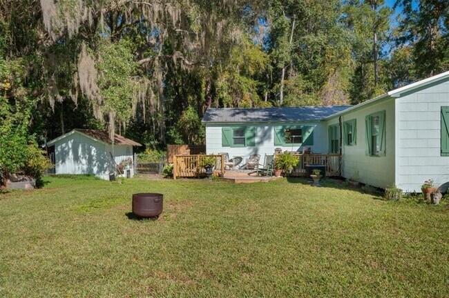 Building Photo - 300 Colson Ave