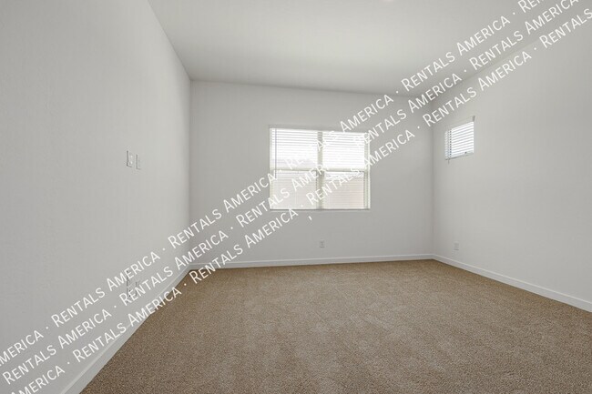 Building Photo - 2631 W Pecan Rd