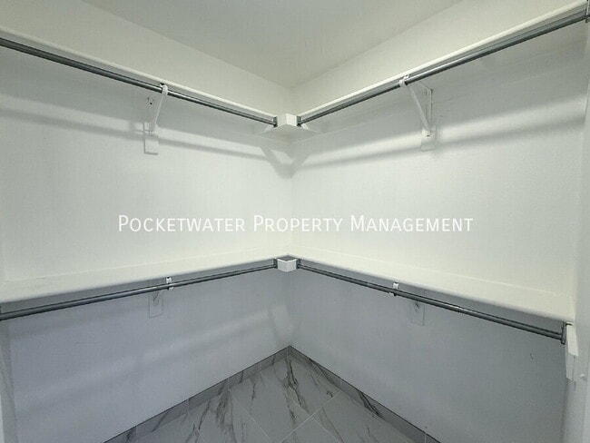 Building Photo - 575 Spruce Cir