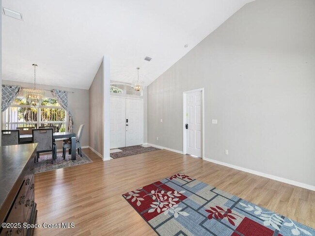 Building Photo - 1026 Blossom Dr