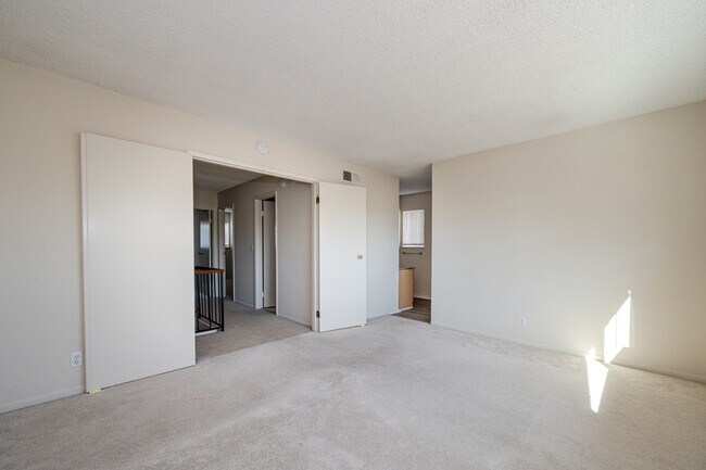 Building Photo - 1034 Shoal Dr