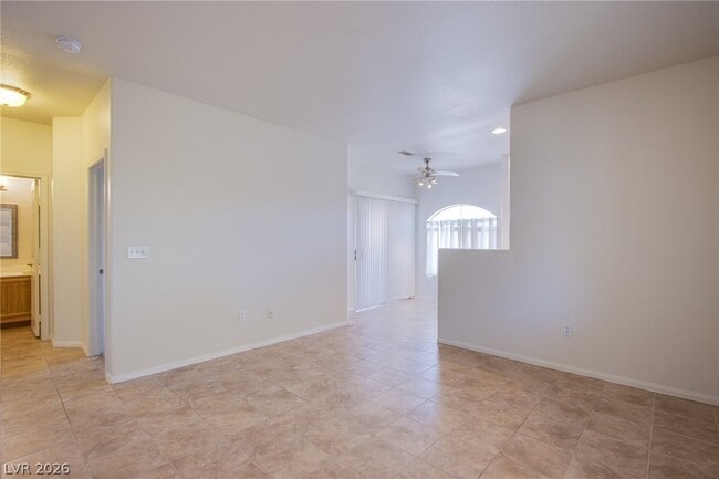 Building Photo - 1521 Ruby Cliffs Ln