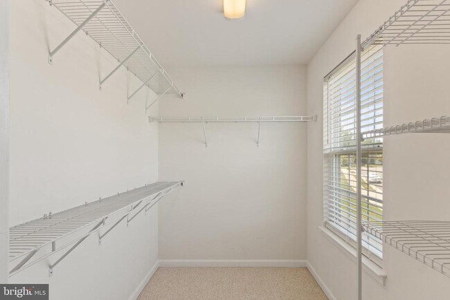 Building Photo - 45 Colemans Mill Dr