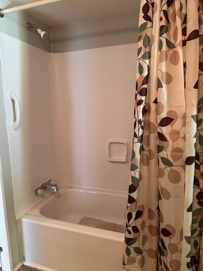 Building Photo - 2 BED, 2 BATH MOBILE HOME LOCATED IN ASHEBORO ON SOUTH LAKE DR!