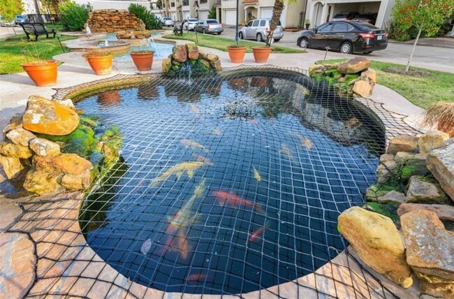 Building Photo - 7150 Windwater Pkwy N