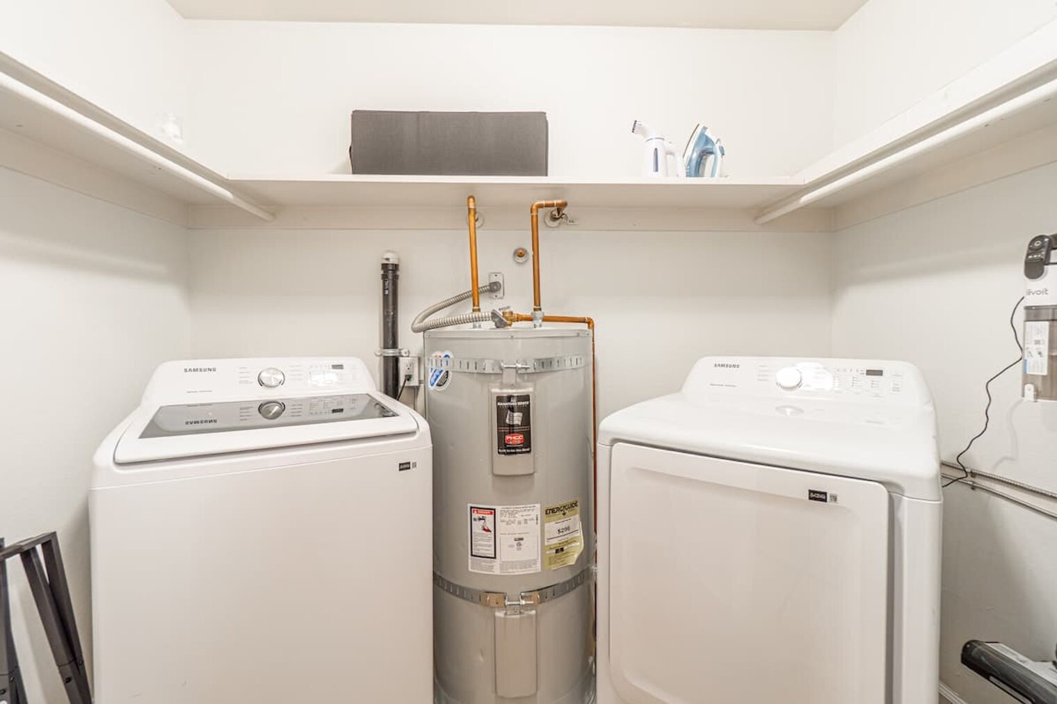 Building Photo - 734 Vine St