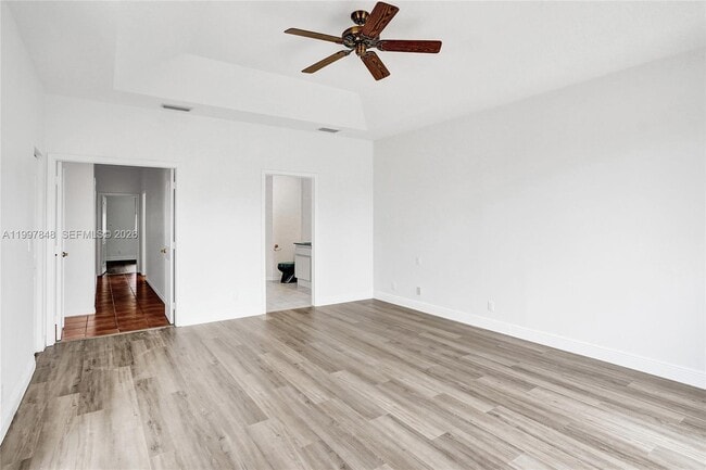 Building Photo - 10800 Haydn Dr