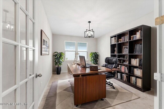 Building Photo - 154 Palisade Dr