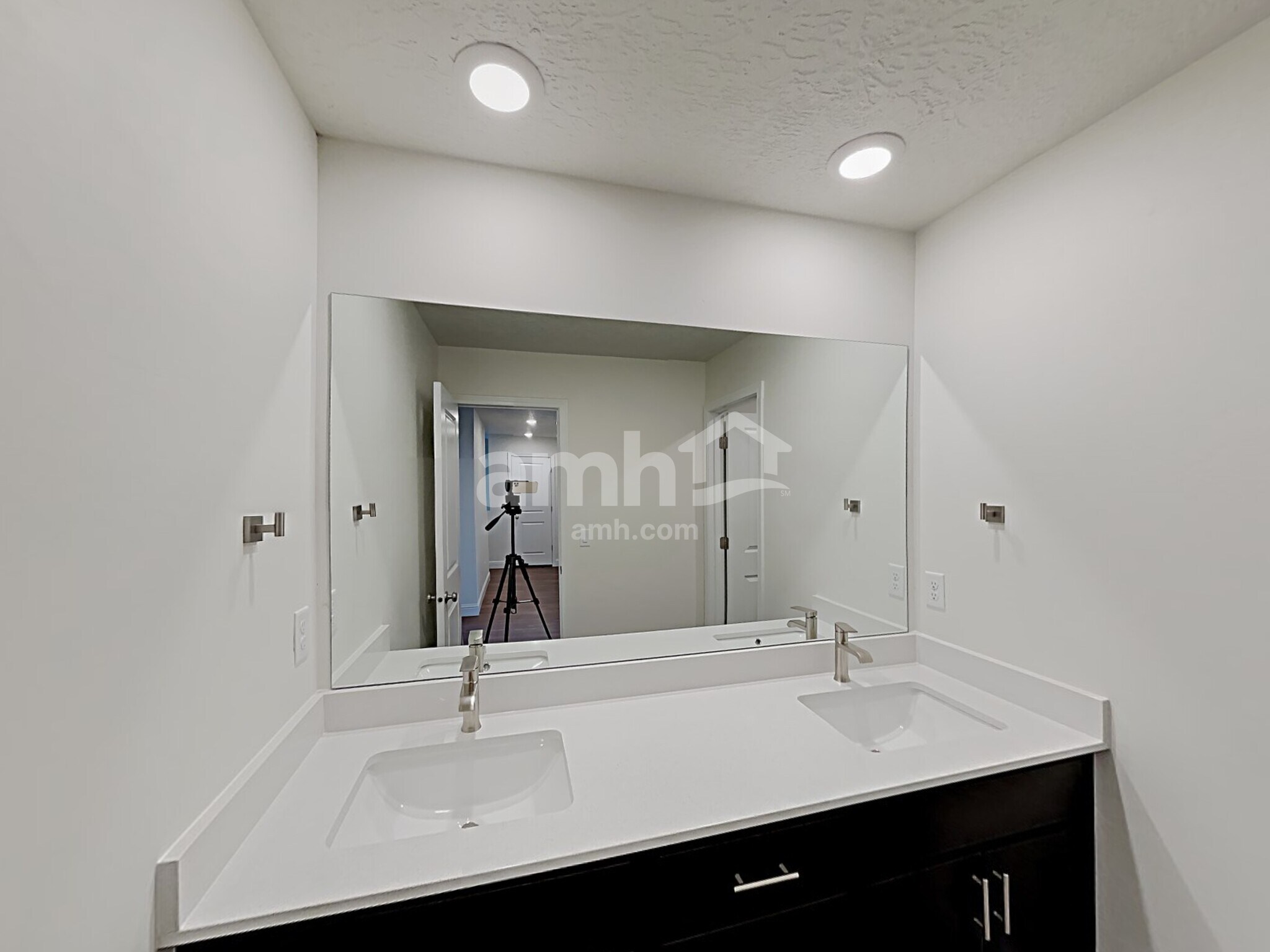 Building Photo - 7413 S Copper Rim Dr
