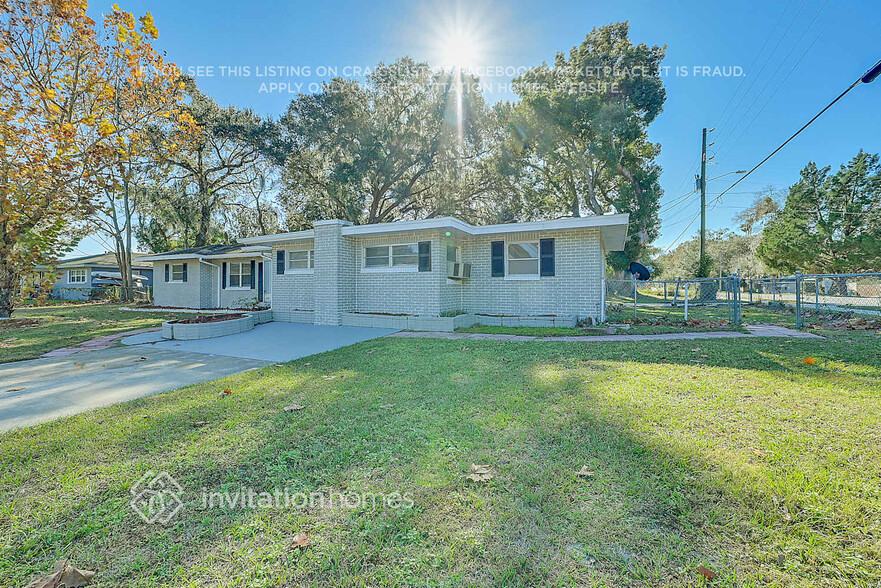 Primary Photo - 2213 Florence Ave