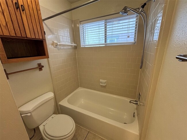 Building Photo - 10423 Sand Pass Ln