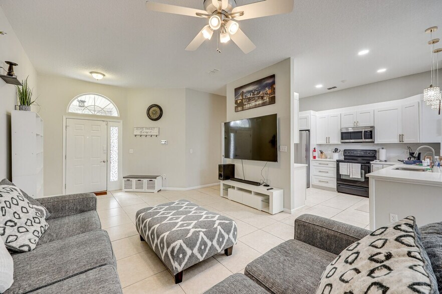 Building Photo - 3812 Tallcott Dr