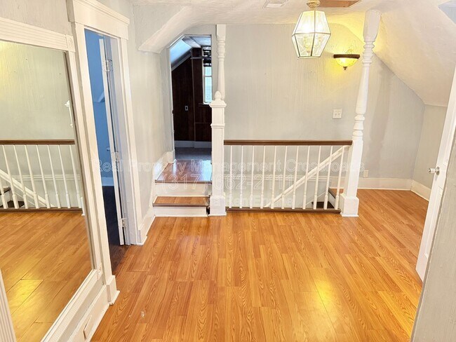 Building Photo - 1135 Spann Ave