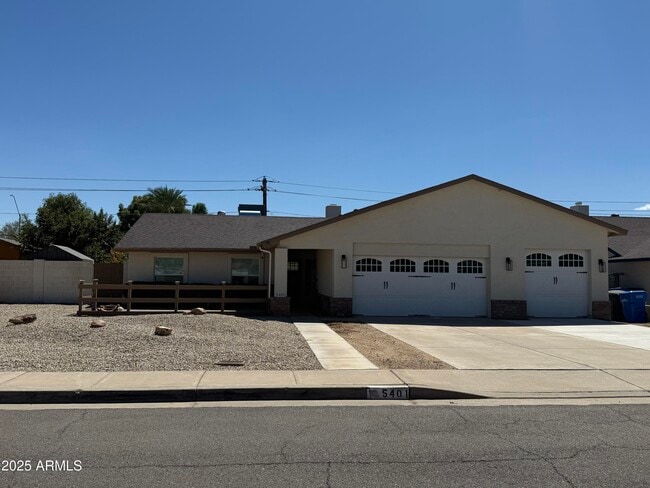 Primary Photo - 5401 E Beck Ln