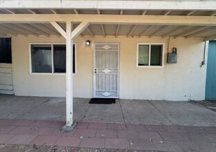 Building Photo - Move in Special and Recently Reduced Monthly-Escondido 1 bedroom 1 bath apartment for rent