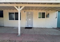 Building Photo - Move in Special and Recently Reduced Monthly-Escondido 1 bedroom 1 bath apartment for rent