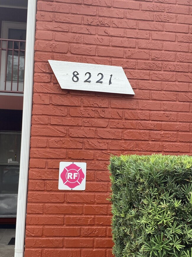 Building Photo - 8221 12th Way N