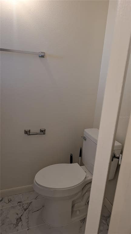 Building Photo - 408 Lexington Dr