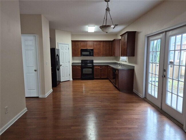 Building Photo - 5966 Haddon Pl SE