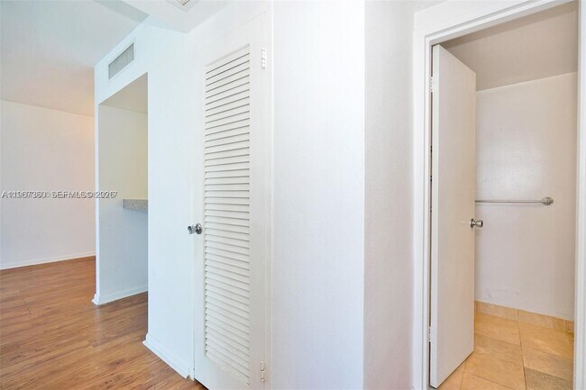 Building Photo - 1200 West Ave