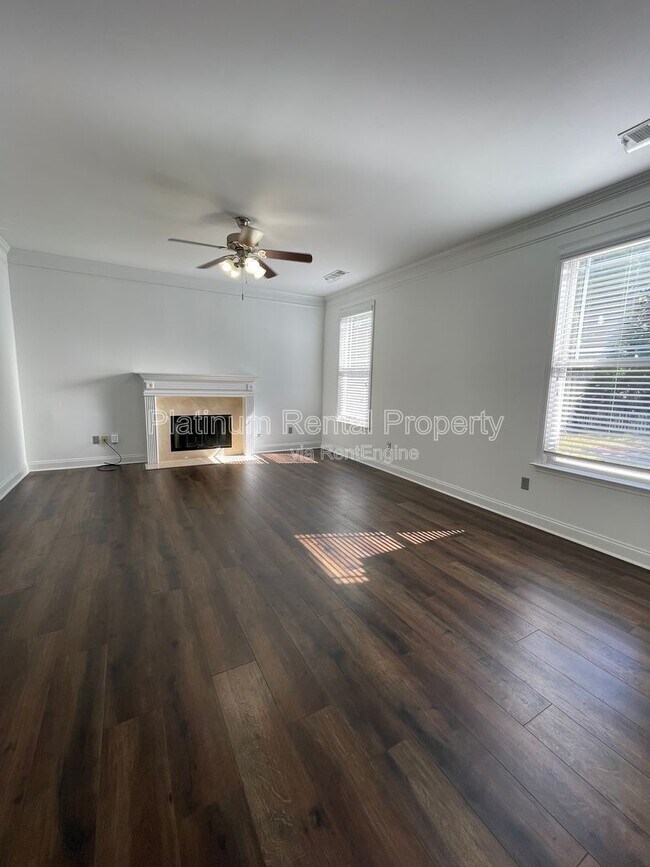 Building Photo - 3442 Old Towne Ln