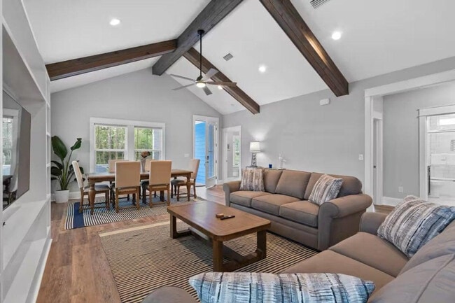 Building Photo - 1152 N County Hwy 393