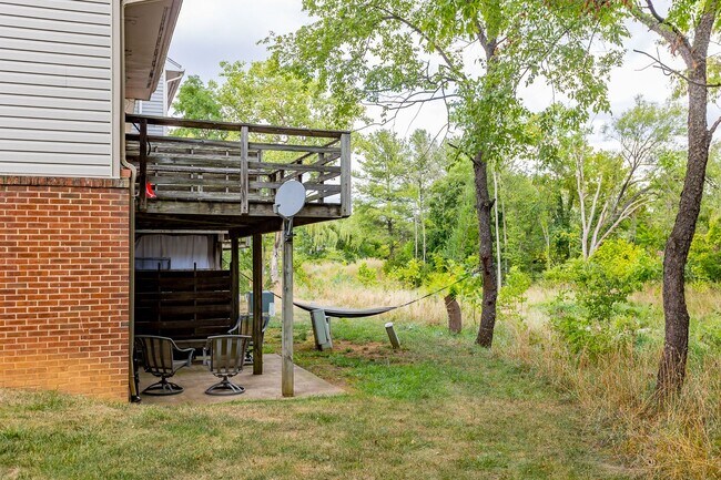 Building Photo - 1134 Mountain View Dr