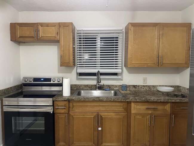 Building Photo - 225 NW 125th St