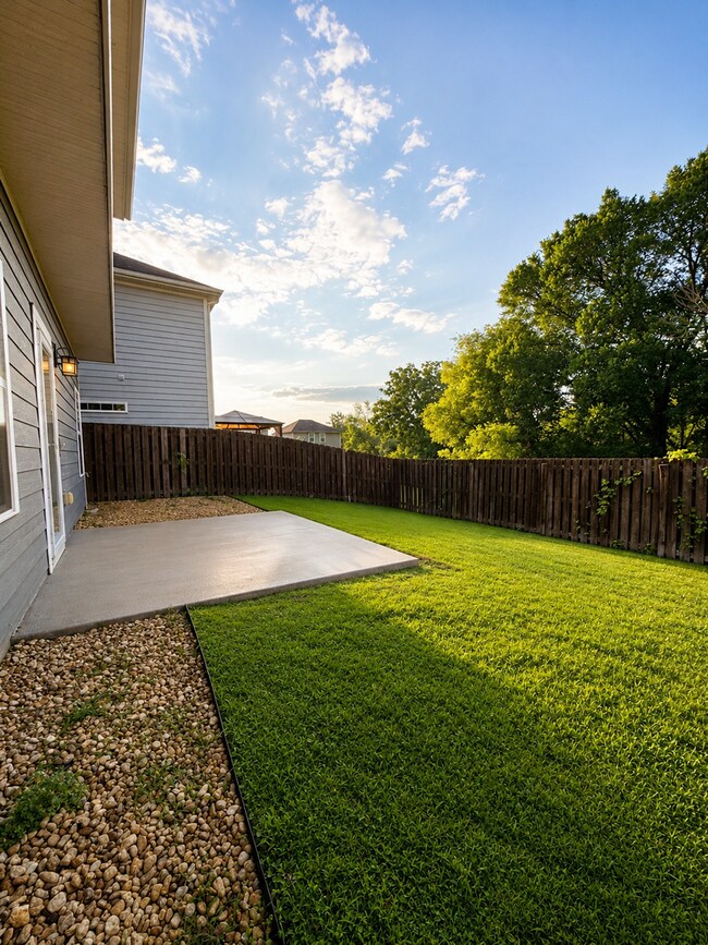 Building Photo - 4979 Paddy Trace