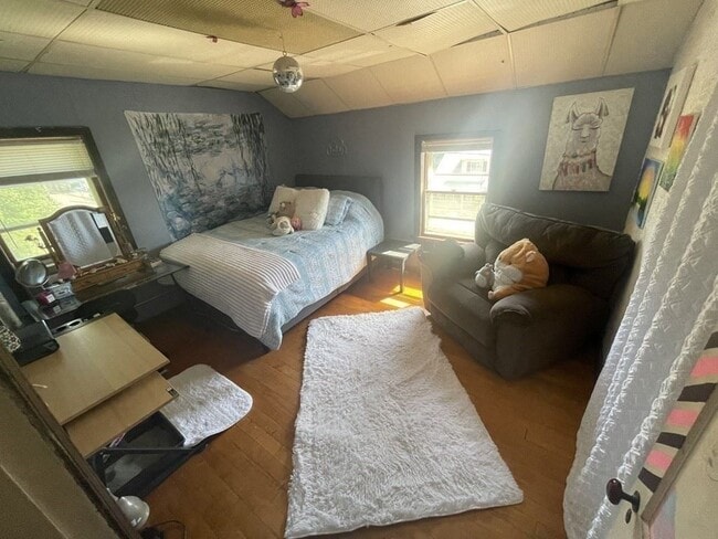 Building Photo - 1168 Grafton St