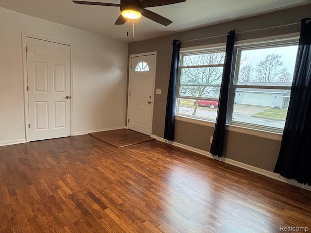 Building Photo - 805 Hartner St