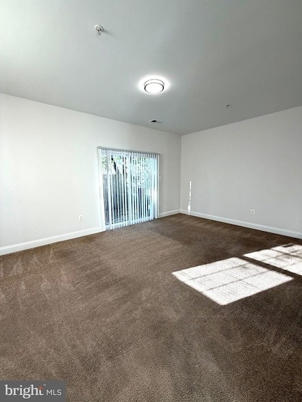 Building Photo - 107 Burck St