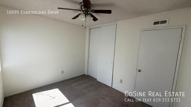 Building Photo - 10695 Esmeraldas Dr