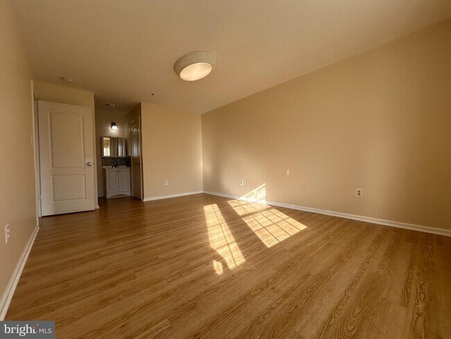 Building Photo - 8591 Falls Run Rd