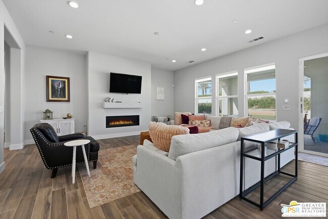 Building Photo - 75396 Mansfield Dr