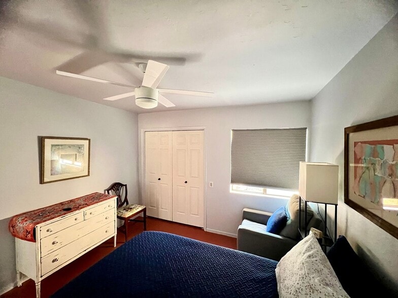Building Photo - 2521 S Calle De Humes