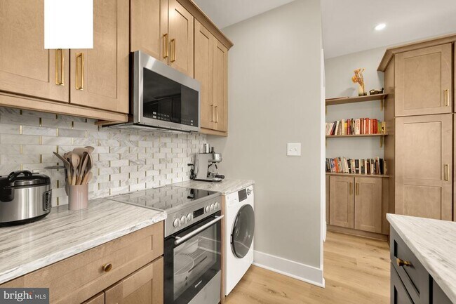 Building Photo - 1634 S St NW